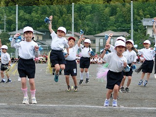 1年ダンス.jpg
